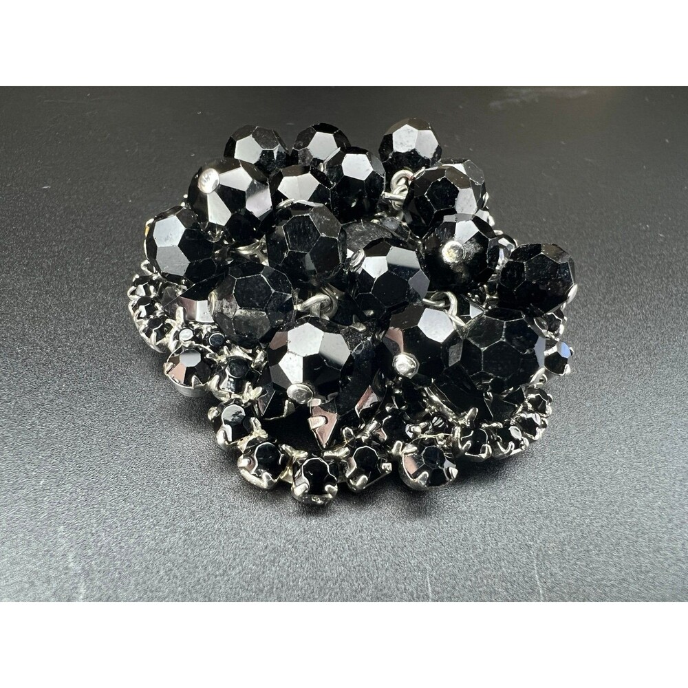 Ref No. 8764 Vintage D&E Juliana Bead Cluster and Rhinestone Layered Brooch - Picture 2 of 5